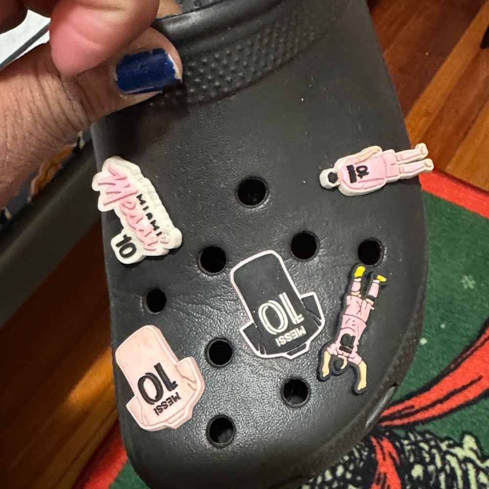 Custom Messi crocs - Picture 4 of 5